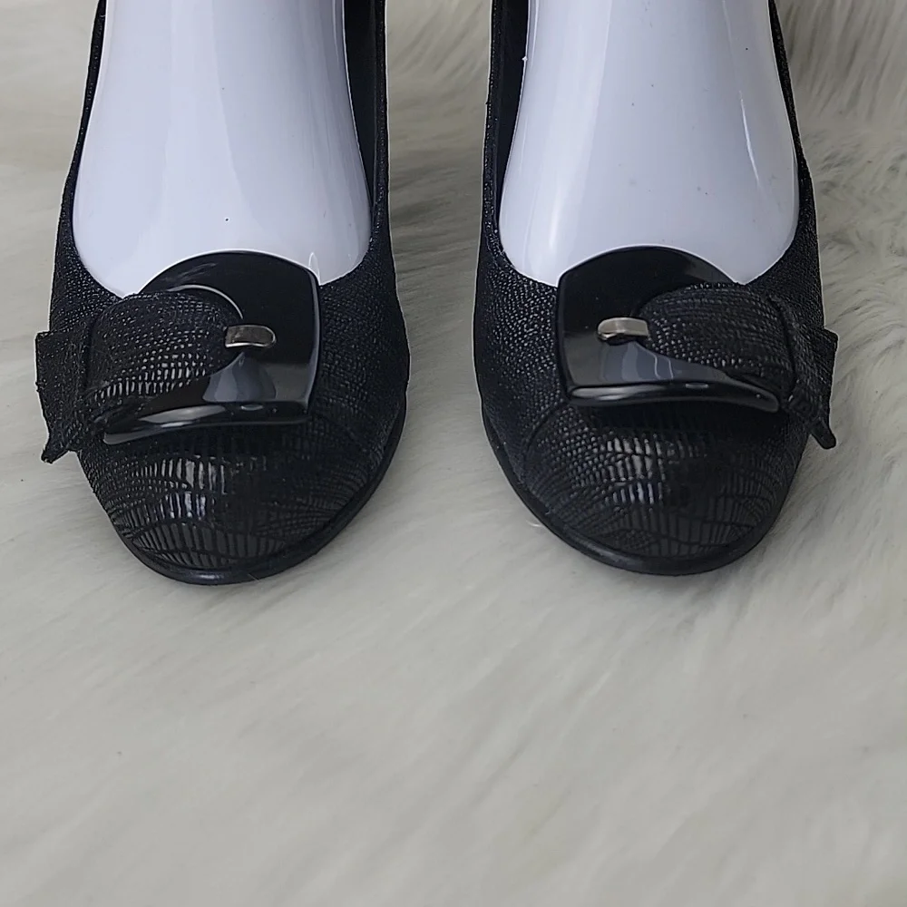 Stuart Weitzman stuart weitzman